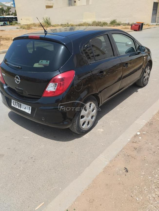 Opel Corsa Essence Manuelle 2011 à Salé