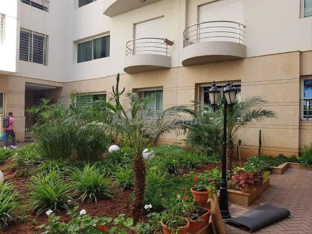 Appartement à louer 92 m² à Casablanca - 2