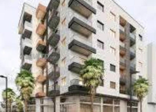 شقق سكنية في طور الانجاز 