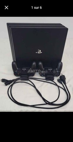 Plys 4 pro 1To online avec 2 manettes 