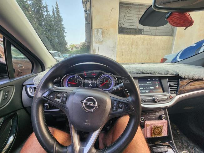 Opel Astra Diesel Manuelle 2017 à Fès
