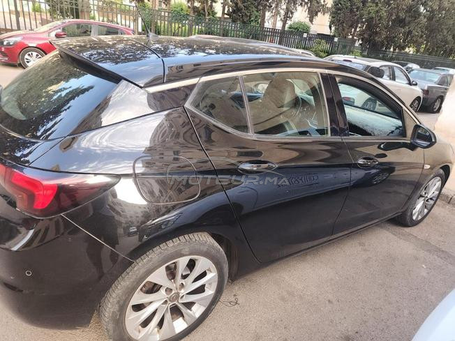 Opel Astra Diesel Manuelle 2017 à Fès