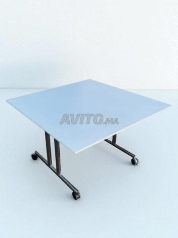 طاولة قابلة للطي على عجلات فينا فولي من برونر