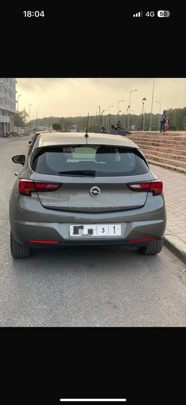 Opel Astra Diesel Automatique 2021 à Kénitra