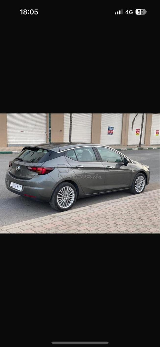 Opel Astra Diesel Automatique 2021 à Kénitra