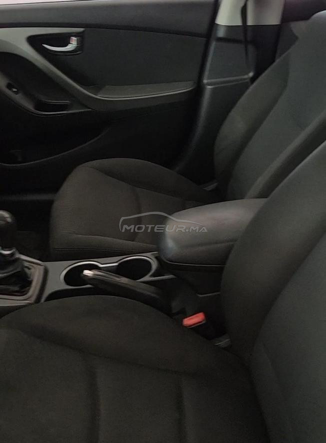 Hyundai Elantra 2014 diesel manuelle 1e main