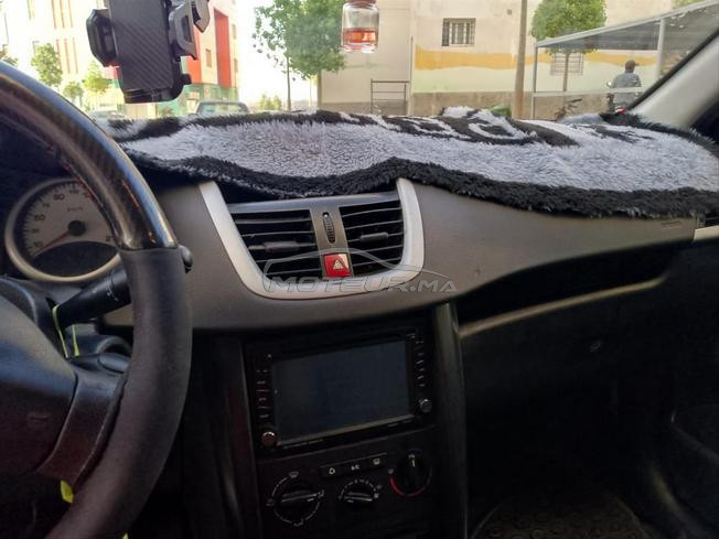 Peugeot 207 diesel bon état 