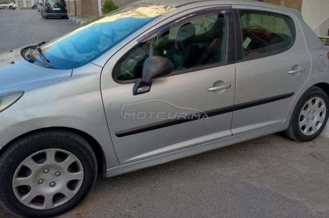 Peugeot 207 diesel bon état 