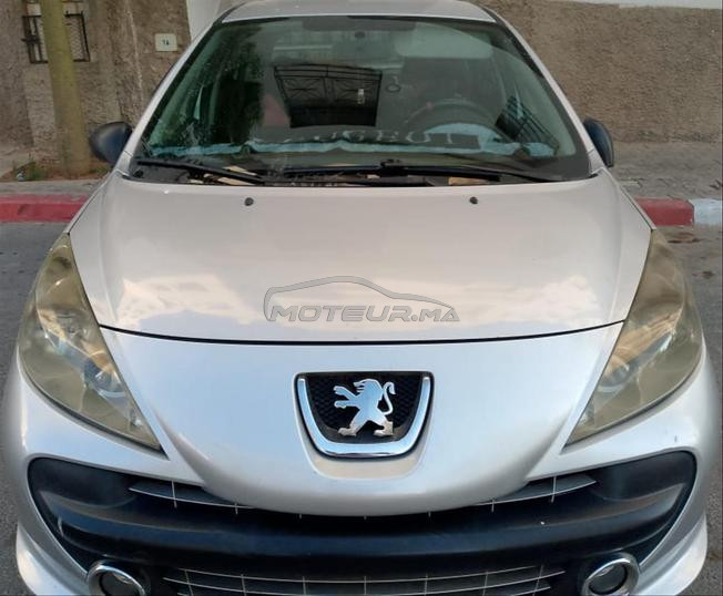 Peugeot 207 diesel bon état 