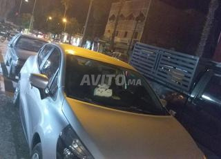 سيارة رونو كليو 4