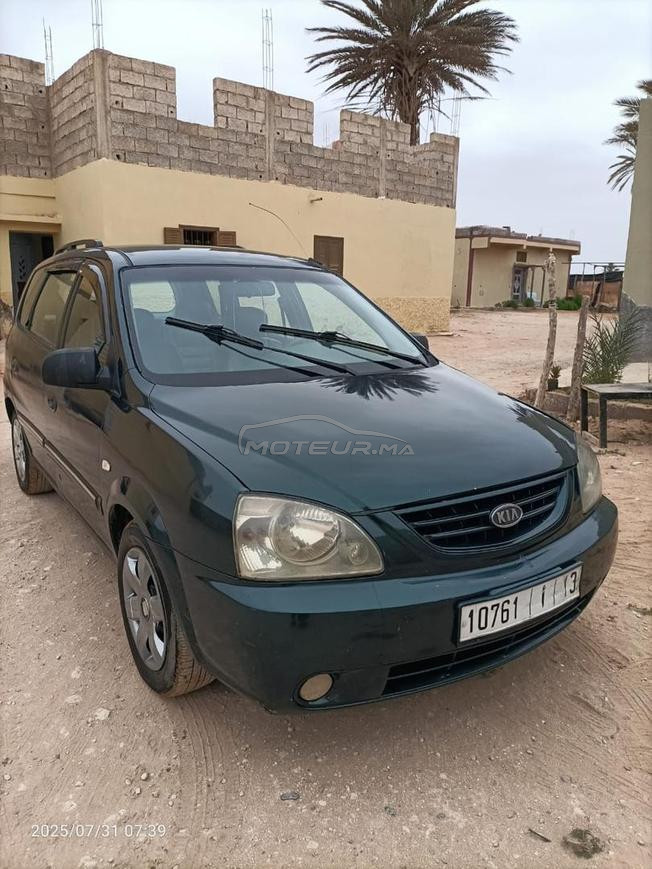 kia carens 