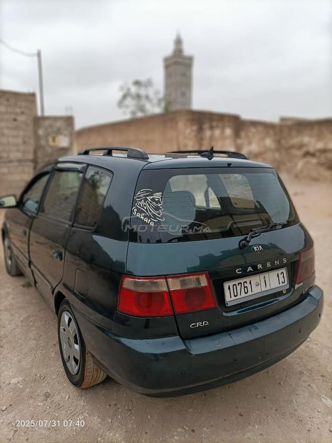 kia carens 