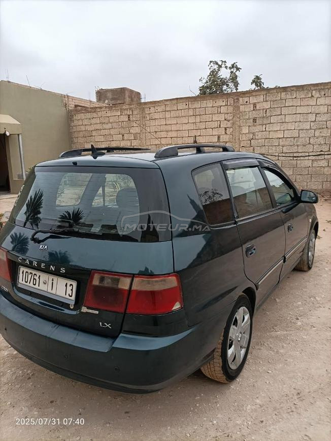 kia carens 