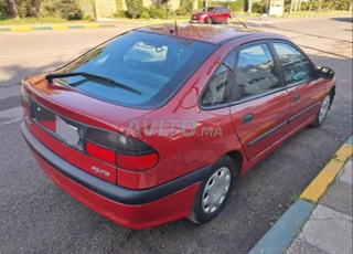 Renault Laguna 