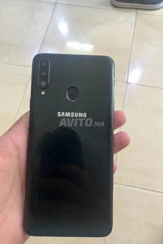 Samsung a20s 