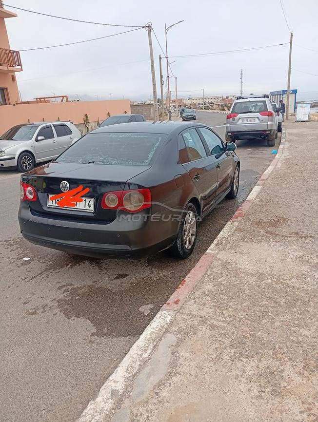 سيارة في حالة جيدة متوفرة في تامري وامسوان اكادير