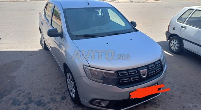 bay3 dacia Logan essence modèle 2018