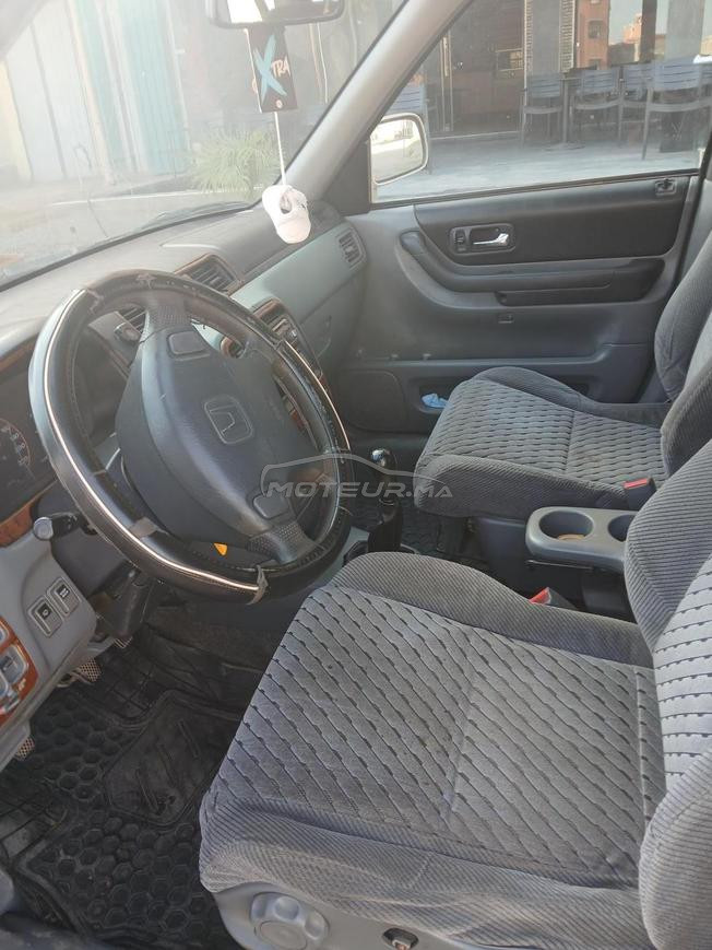 voiture solide robuste tout terrain