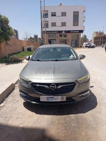Opel Insignia Diesel Manuelle 2020 à Casablanca