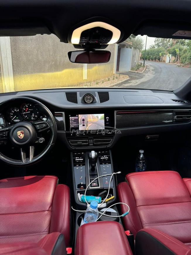 Porsche   /2022   85000 km  84 million a negocier