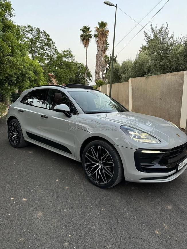 Porsche   /2022   85000 km  84 million a negocier