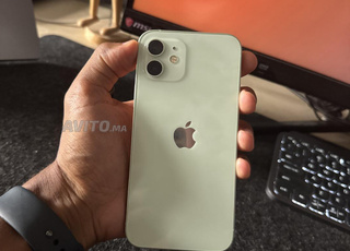 Iphone 12 Comme Neuf - 80 Battery- 128 GB 