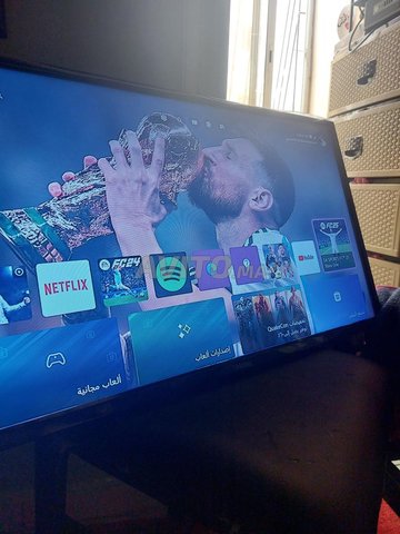 xbox one avec manette original très bon état 