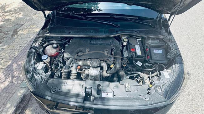 Peugeot 208 active 2023 56k km