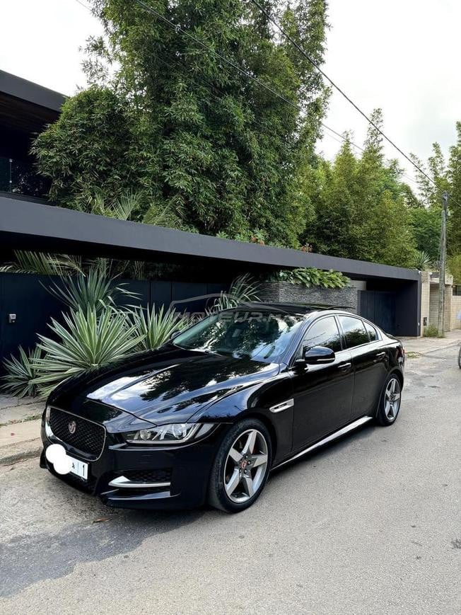 Jaguar XE 2016