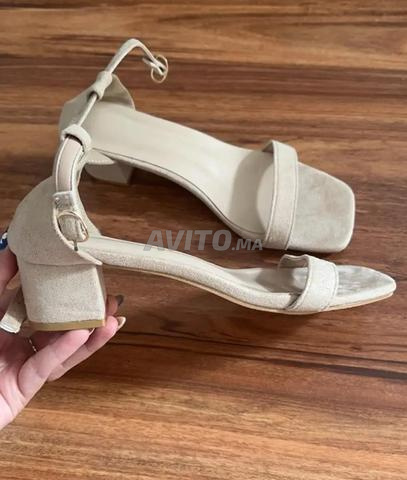 sandales neuf, noires et beige toutes les tailles  - 2