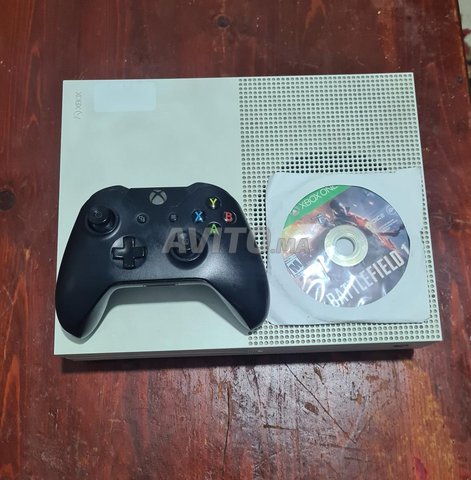 xbox one s 1tb avec 2cd 
