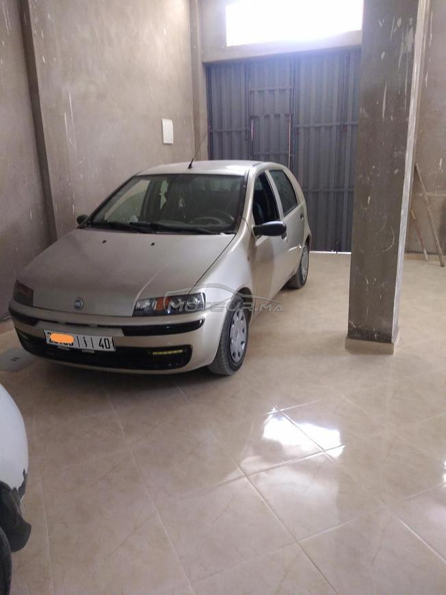 Fiat Punto Essence Manuelle 2002 à Guercif