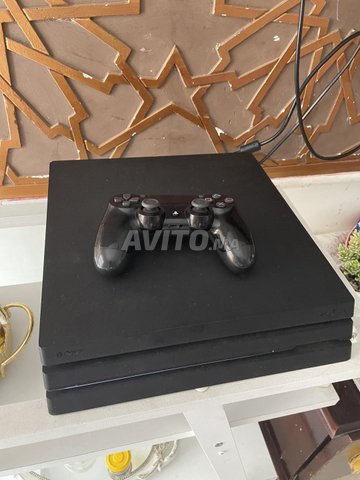 PS4 Pro avec fifa 22 et fifa 23