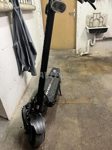 trontinite scoter 100 klm h 51 kg