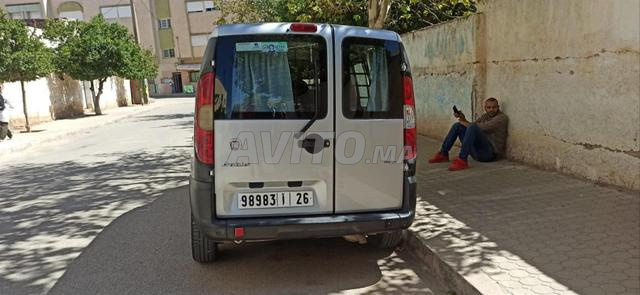 Fiat Doblo Diesel Manuelle 2012 à Outat El Haj - 2