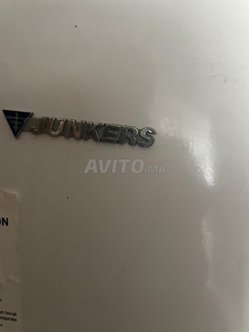 Chauffe-eau Junkers avec cache