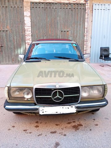 Mercedes 240
