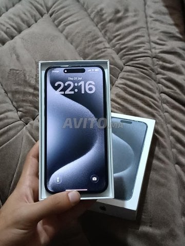 Iphone 15 pro max OFFICIEL
