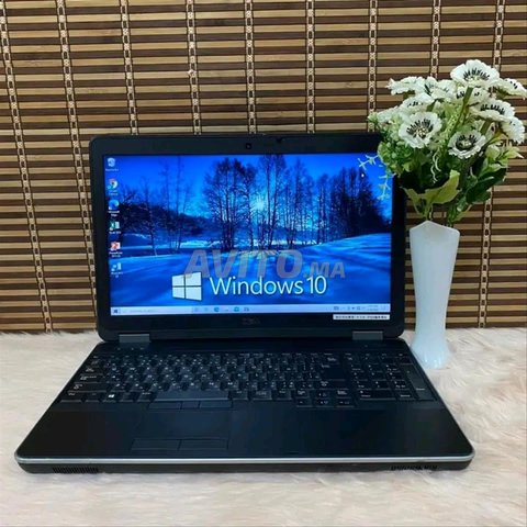 Dell i5 Ram 8 Disc 256 SSD écran 15 