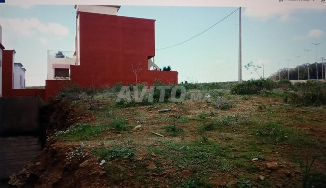 Beau terrain pour villa à vendre tt de suitee