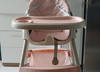 Chaise haute bébé