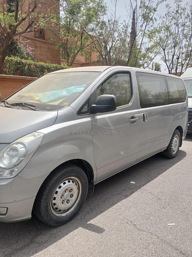 HYUNDAI H1 2013