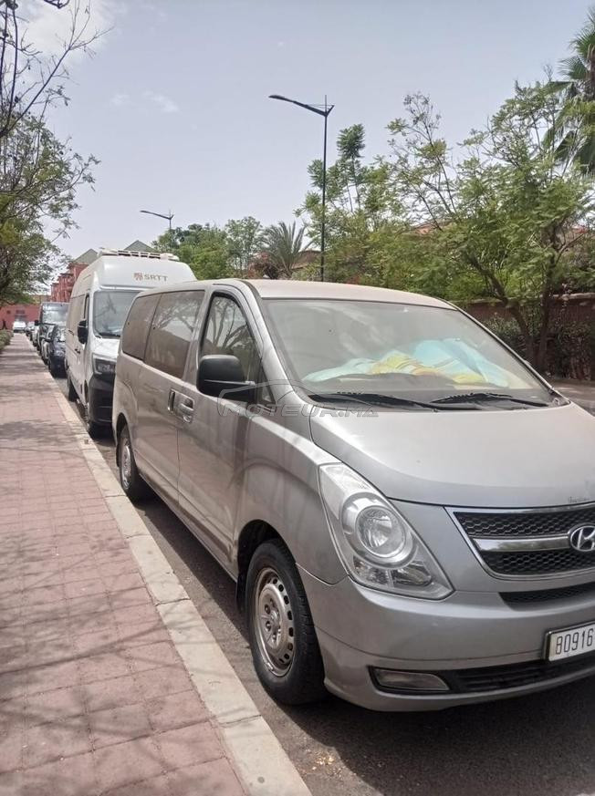 HYUNDAI H1 2013