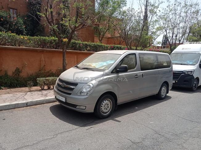HYUNDAI H1 2013