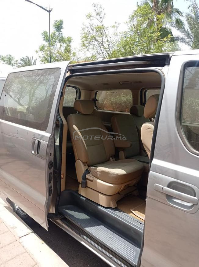 HYUNDAI H1 2013