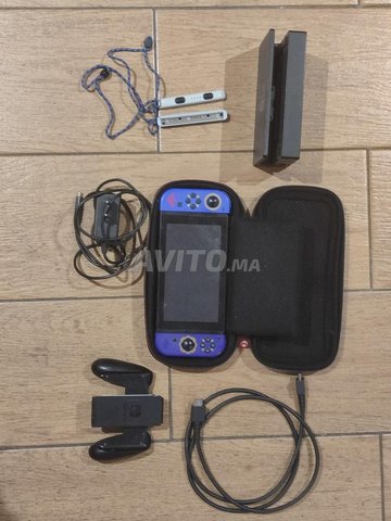  Nintendo Switch complète pochette manettes Zelda