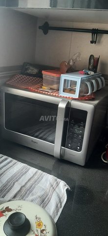 Micro-ondes Whirlpool ميكروويف ويرلبول