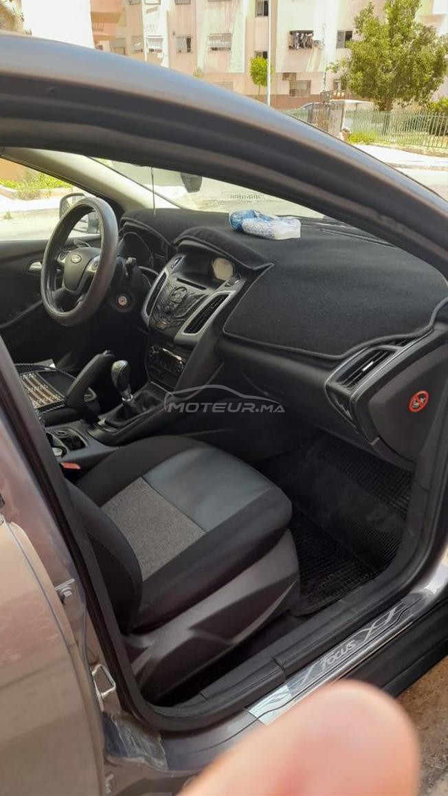 ford focus titanium  2 eme main