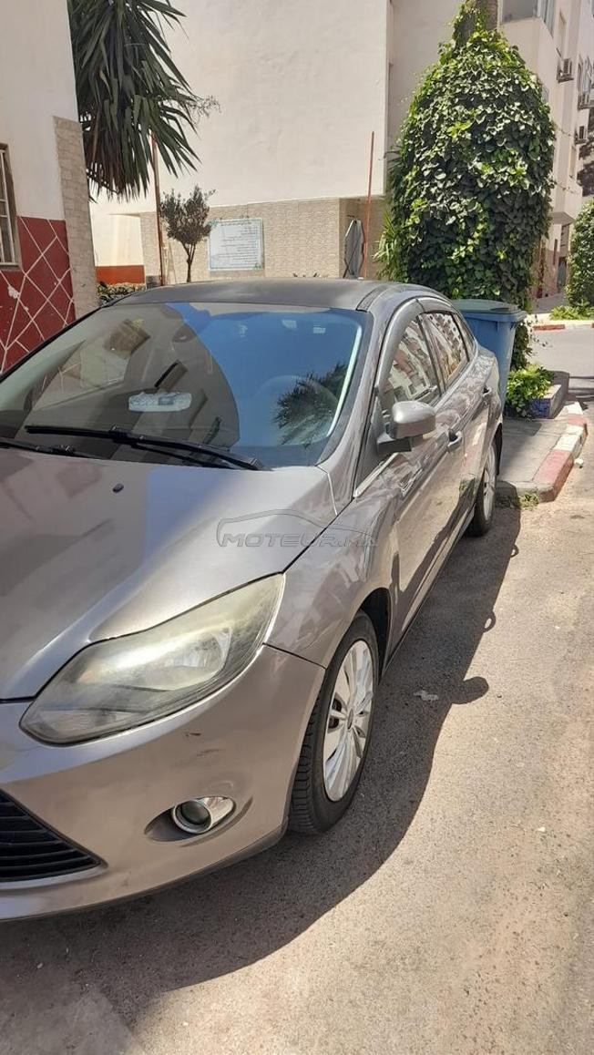 ford focus titanium  2 eme main
