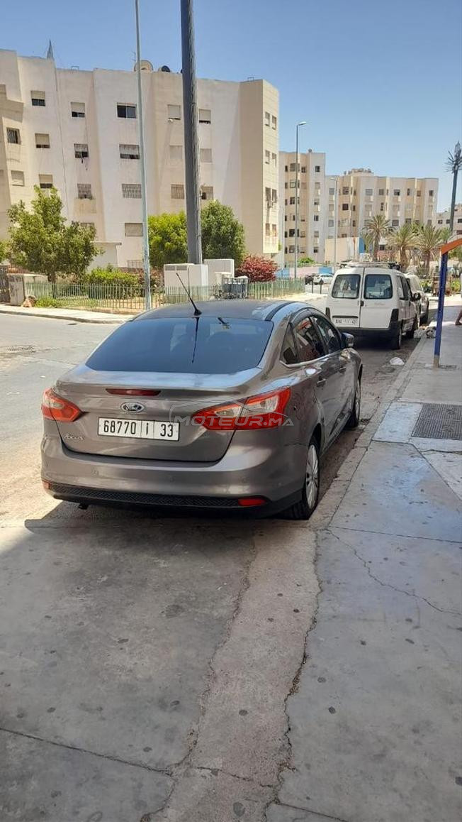 ford focus titanium  2 eme main